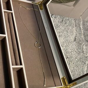 Kendra Scott Elegant Gold Necklace